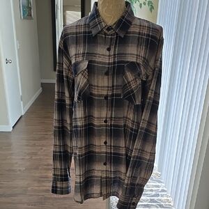Never Worn Valor Plaid Flannel